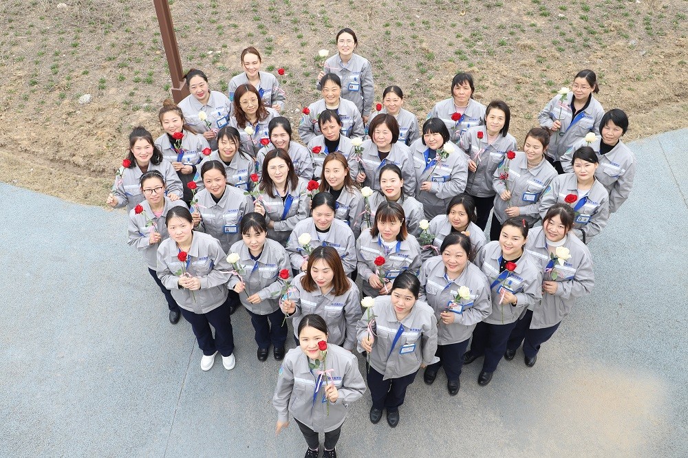 1679715792732580.jpg 大合照第一段.JPG